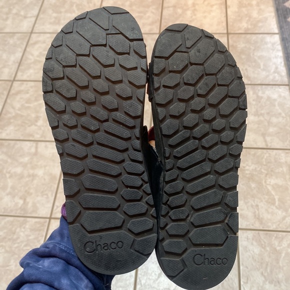 Chaco low down sandals EUC - Picture 2 of 4